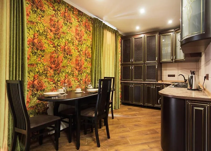 Deribasovskay Street Apartment *